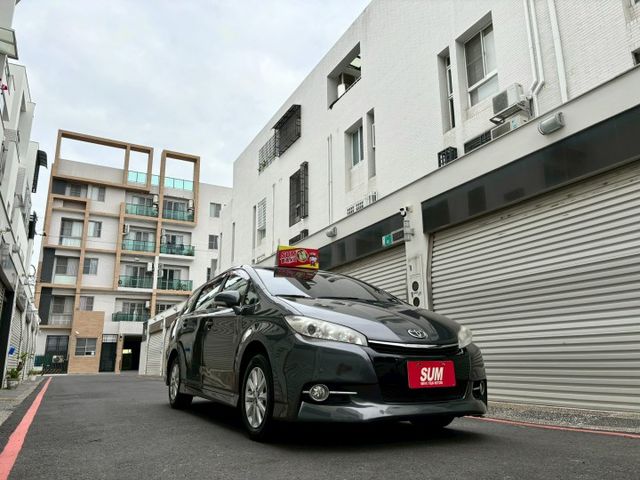 2014 TOYOTA WISH 經典版 配備: 恆溫空調~倒車顯影~胎壓偵測器~電折後視鏡~CD音響主機  第1張相片