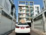 2020 Toyota Camry 雅緻 升級：安卓機含倒車顯影 防盜系統 電折後視鏡 蜂鳴式倒車 胎壓偵測  第5張縮圖