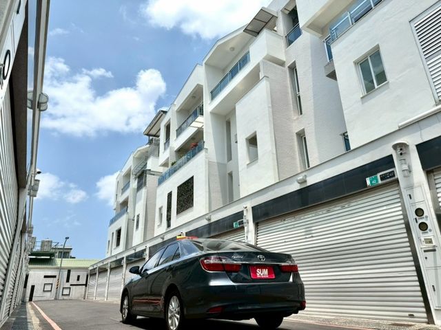 2019年Toyota 7.5代 Camry 雅緻版 衛星電視~原廠導航~倒車顯影~雙區恆溫 ~倒車雷達  ~魚眼頭燈  第6張相片