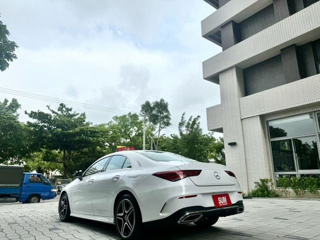 2021 CLA250 AMG 4MATIC 全車包膜白色/一階電腦優化/中尾段排氣/23P套件/盲點偵測  第6張相片