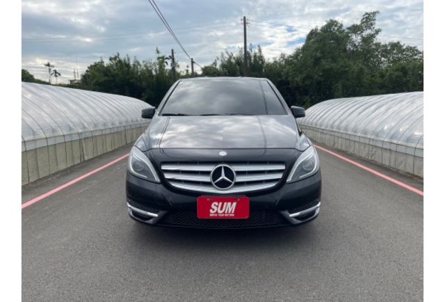 Benz B180  第2張相片