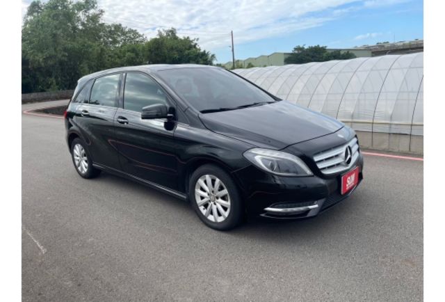 Benz B180  第3張相片