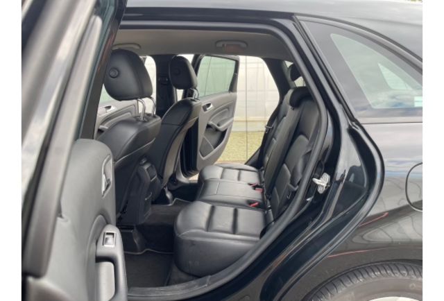 Benz B180  第16張相片