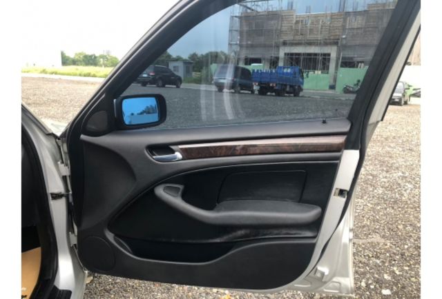 BMW 318IZA  第8張相片