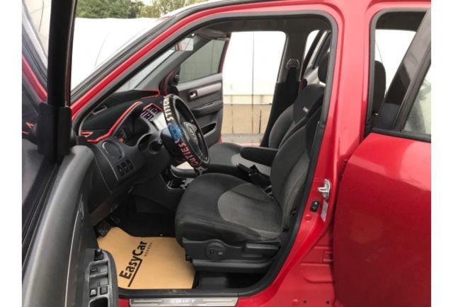 Suzuki SWIFT  第9張相片