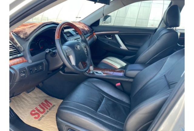 Toyota CAMRY  第9張相片