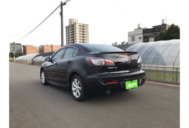 Mazda MAZDA3  第4張相片