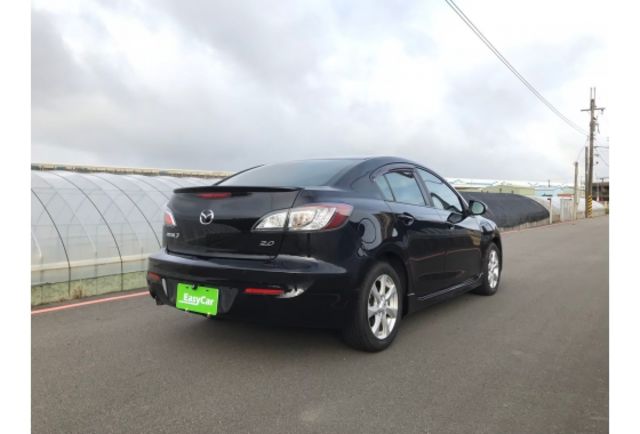 Mazda MAZDA3  第6張相片