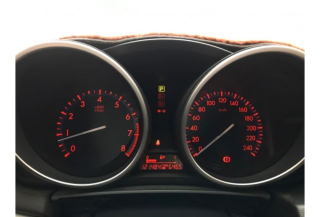 Mazda MAZDA3  第12張相片