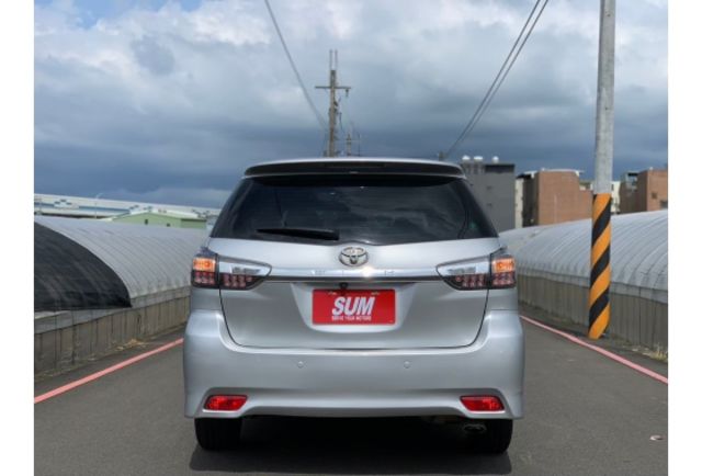 Toyota WISH  第4張相片