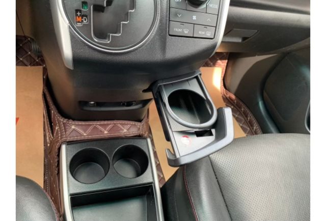 Toyota WISH  第8張相片