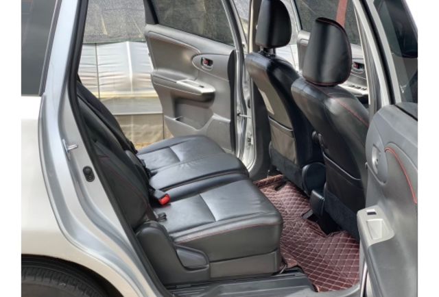 Toyota WISH  第14張相片