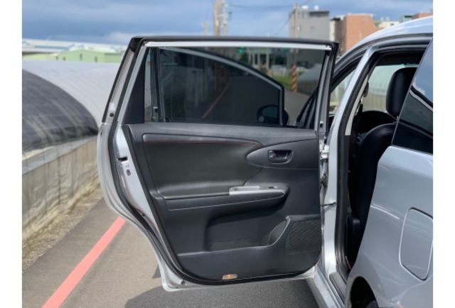 Toyota WISH  第15張相片