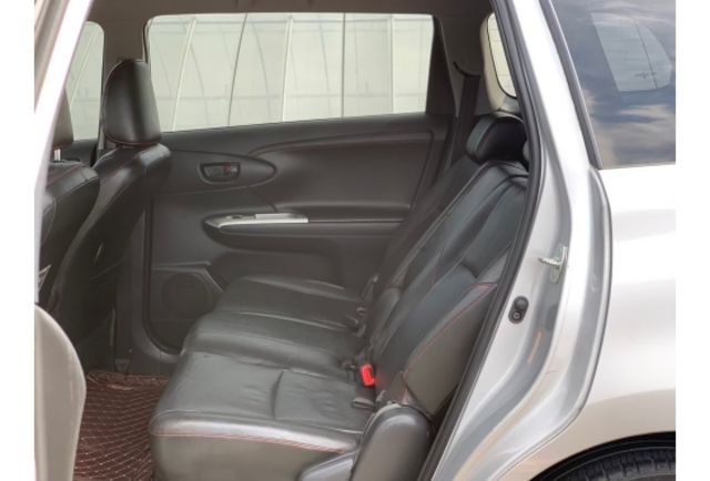 Toyota WISH  第16張相片