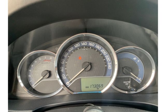 Toyota ALTIS  第7張相片