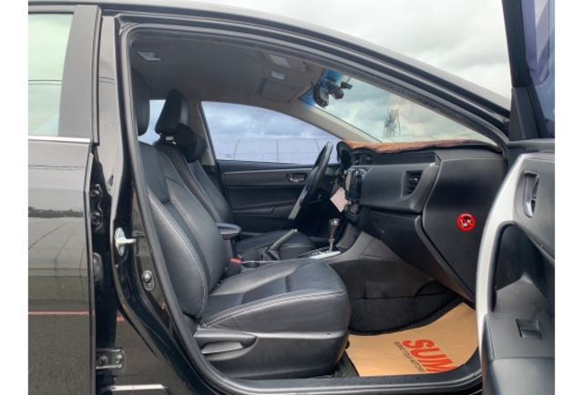 Toyota ALTIS  第10張相片