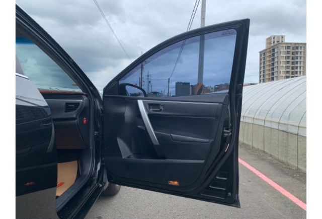 Toyota ALTIS  第12張相片