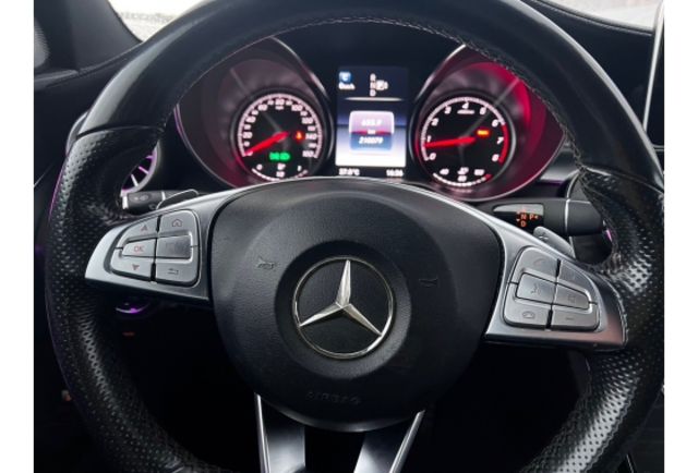 Benz C300  第11張相片