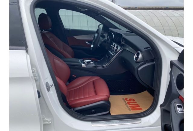 Benz C300  第10張相片