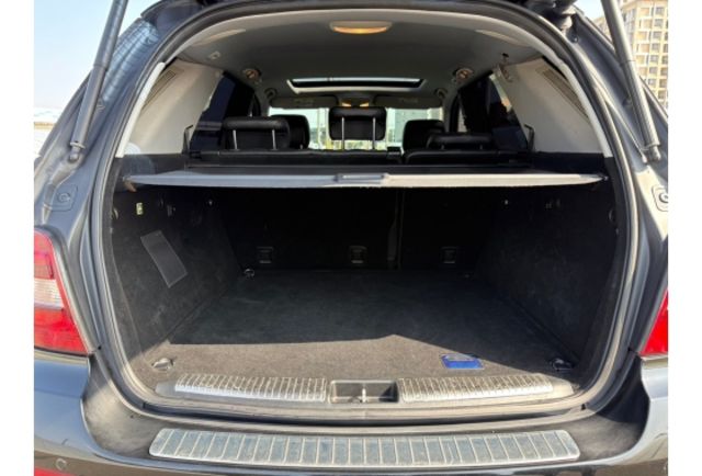 Benz ML350  第7張相片