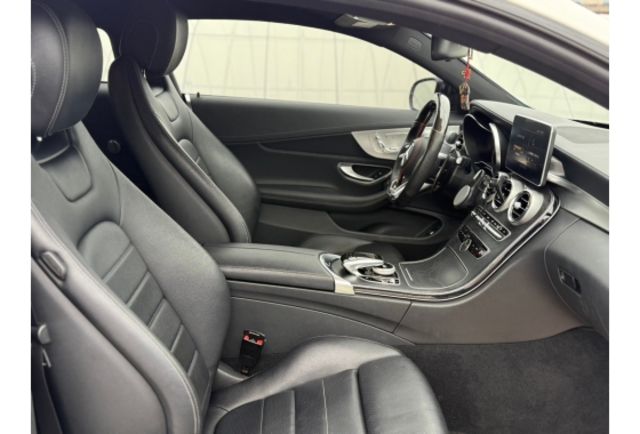 Benz C300 AMG  第10張相片
