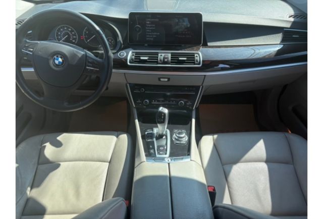 BMW 535i GT  第10張相片