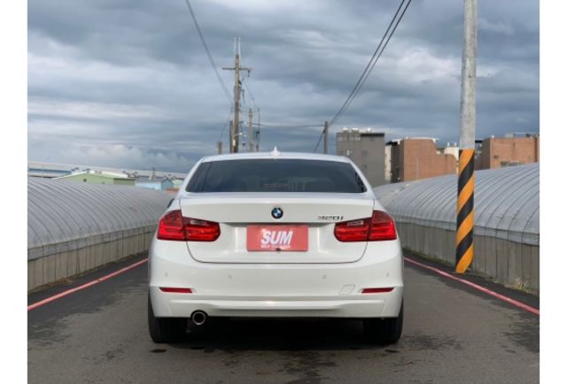 BMW 320I  第5張相片