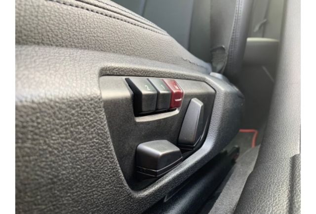 BMW 320I  第8張相片