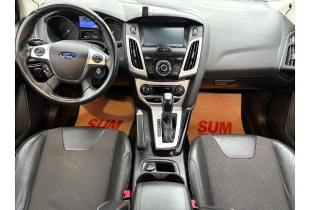 Ford FOCUS  第11張相片