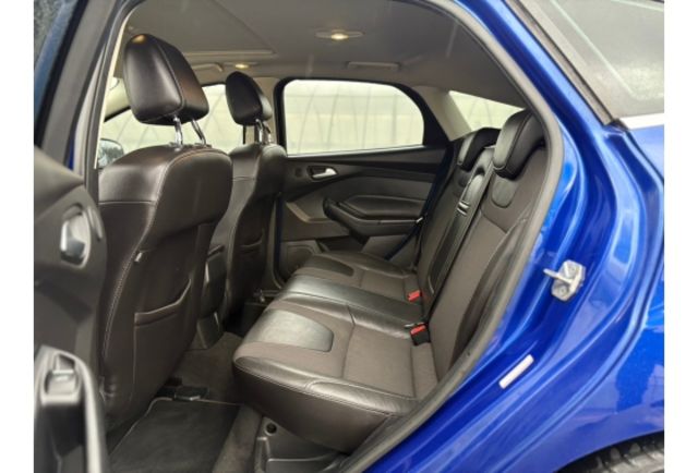 Ford FOCUS  第13張相片