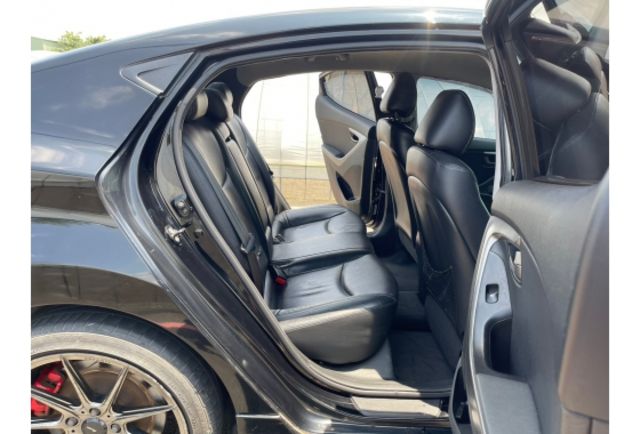 Hyundai ELANTRA  第15張相片