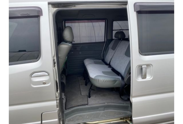 Mitsubishi MAGIC  第10張相片