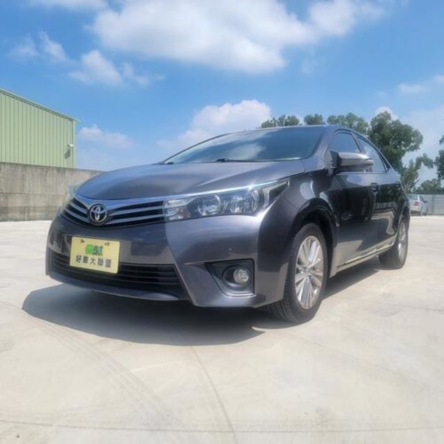 TOYOTA豐田 ALTIS  第2張相片