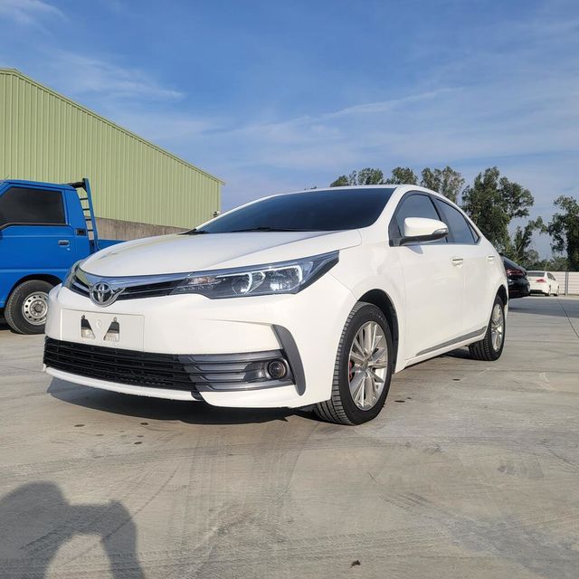TOYOTA豐田 ALTIS  第1張相片