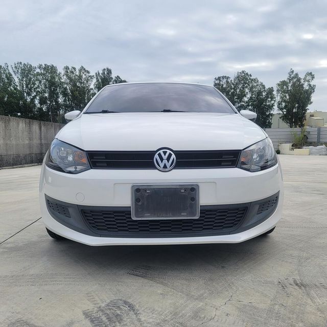 VOLKSWAGEN福斯 POLO  第3張相片