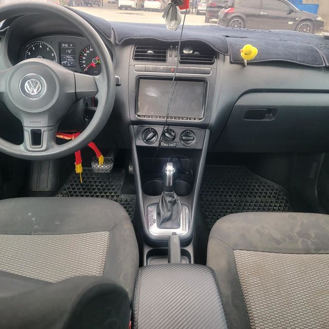VOLKSWAGEN福斯 POLO  第5張相片