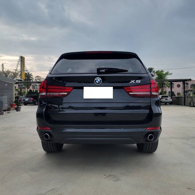 BMW寶馬 X5 XDRIVE25D  第4張相片