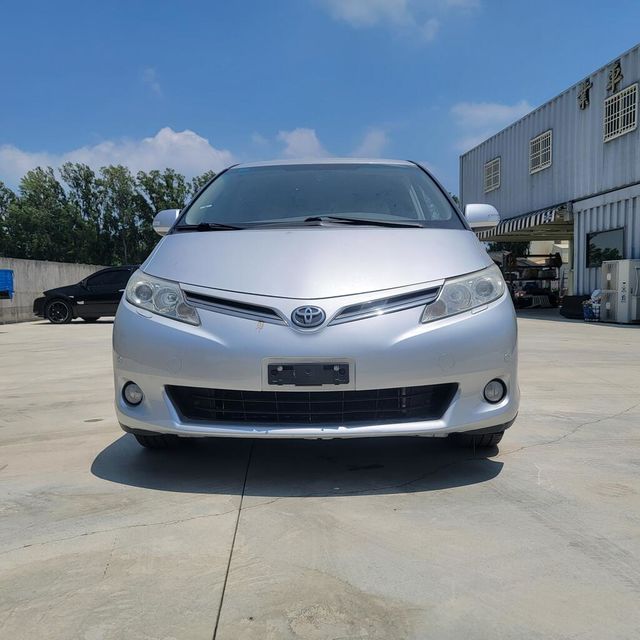 TOYOTA豐田 PREVIA  第3張相片