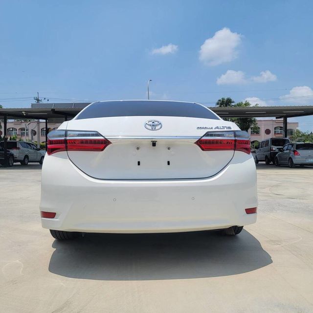 TOYOTA豐田 ALTIS  第4張相片