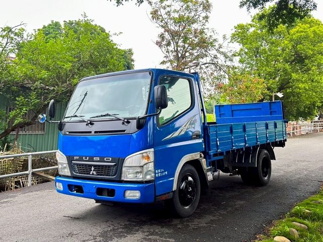 MITSUBISHI三菱 CANTER  第2張相片