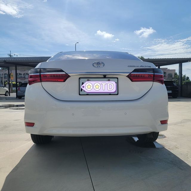 TOYOTA豐田 ALTIS  第3張相片