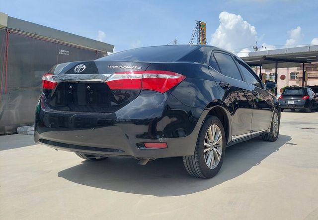 TOYOTA豐田 ALTIS  第4張相片