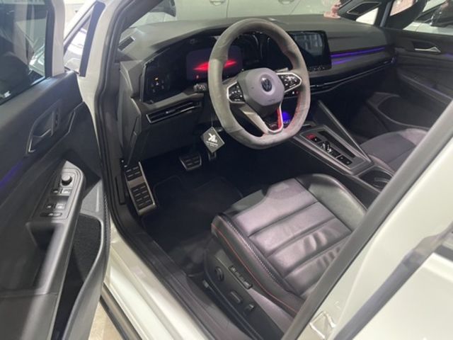 VOLKSWAGEN福斯 GOLF GTI  第5張相片