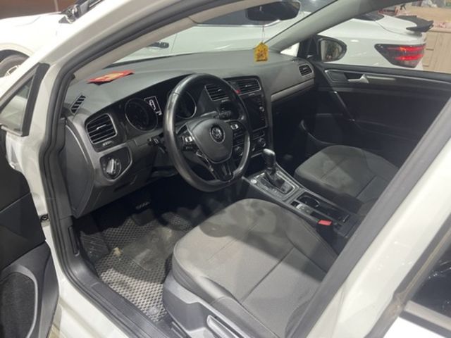VOLKSWAGEN福斯 GOLF  第5張相片