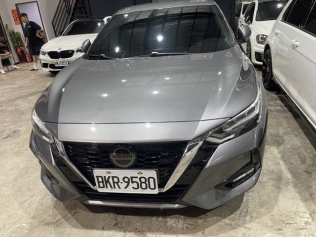 NISSAN日產 SENTRA  第3張相片