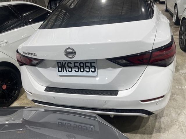 NISSAN日產 SENTRA 180  第4張相片