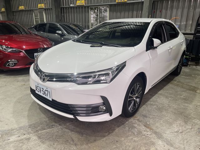 TOYOTA豐田 ALTIS  第1張相片