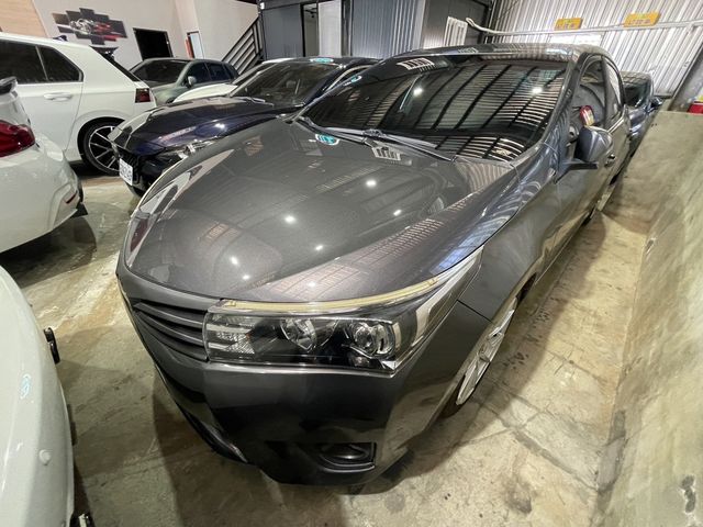 TOYOTA豐田 ALTIS  第1張相片
