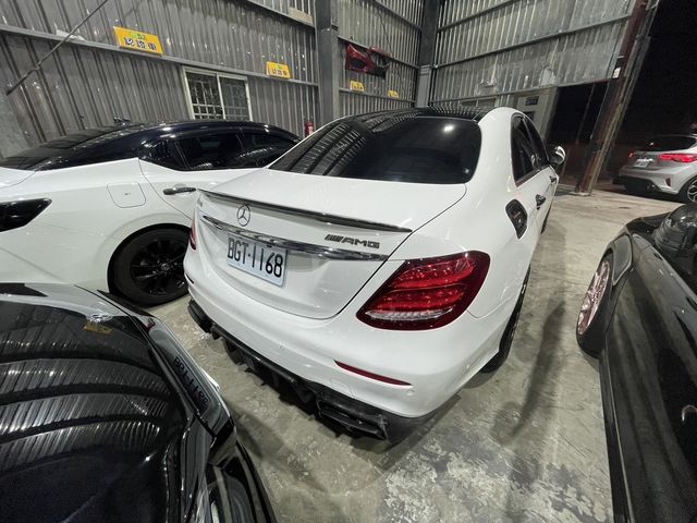 M-BENZ賓士 E300  第2張相片