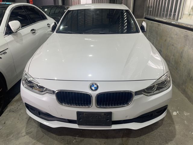 BMW寶馬 318I LUXURY  第3張相片